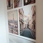 Le Charme Parisien - Confortable Feriehus Sallaumines