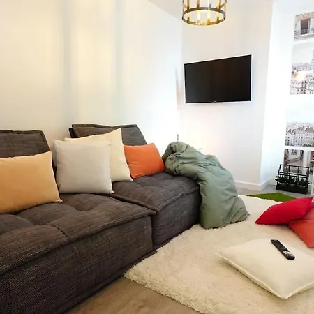 Le Charme Parisien - Confortable Apartment *