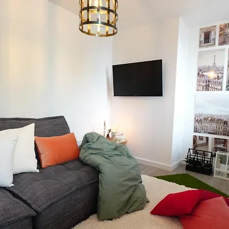 Casa de Férias Le Charme Parisien - Confortable Sallaumines